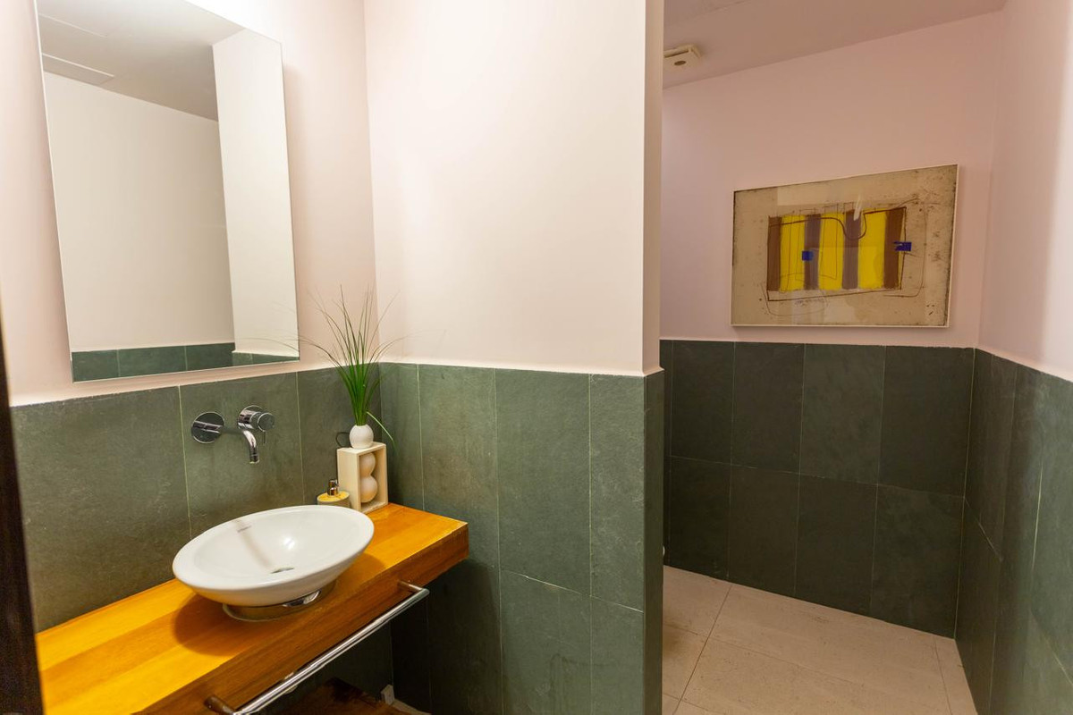 Huis te koop in The Golden Mile | 4 slaapkamers H5382364