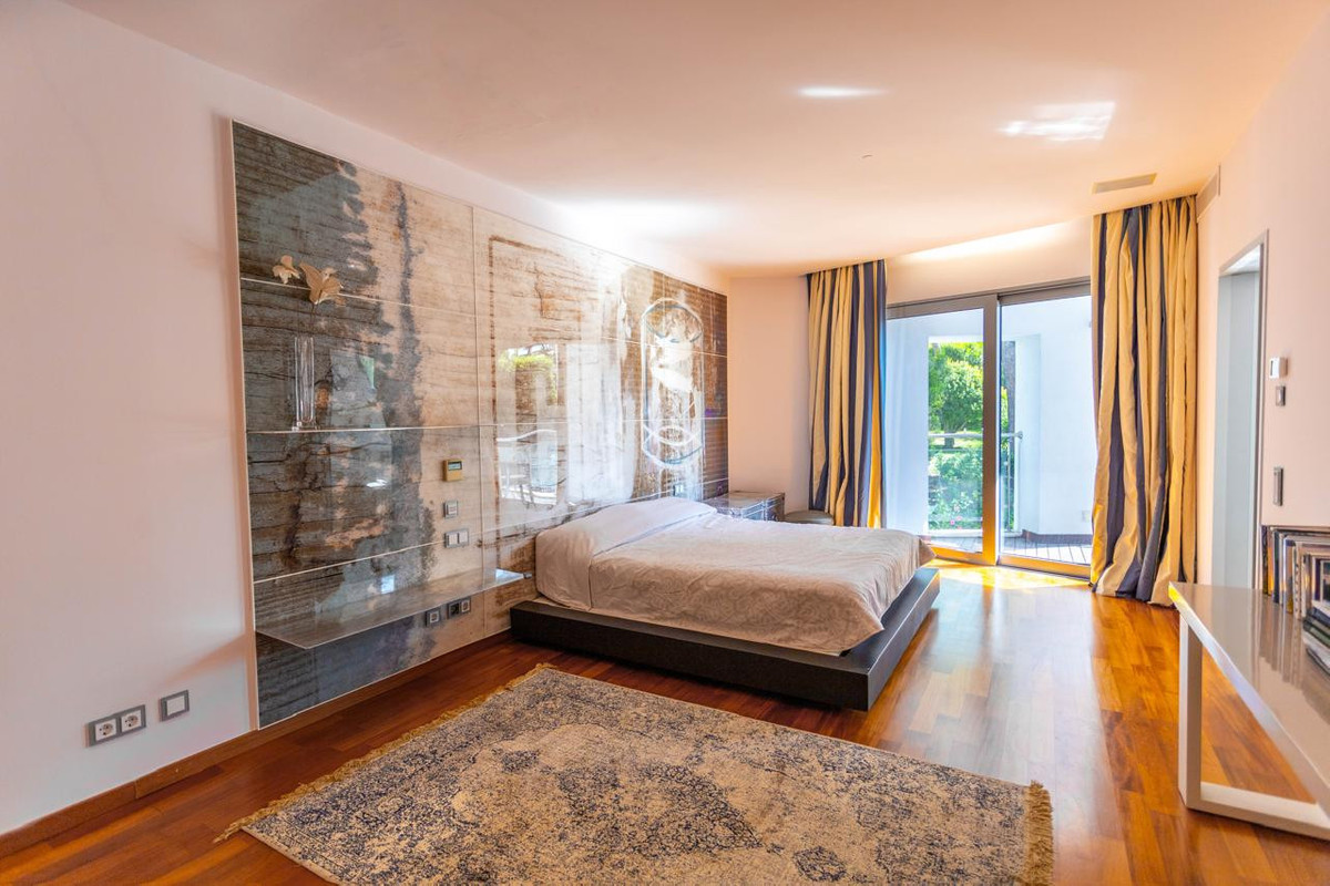 Huis te koop in The Golden Mile | 4 slaapkamers H5382364