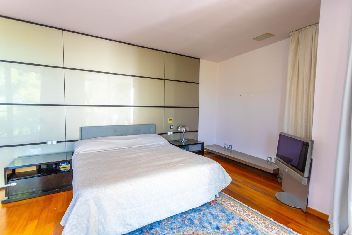 Huis te koop in The Golden Mile | 4 slaapkamers H5382364