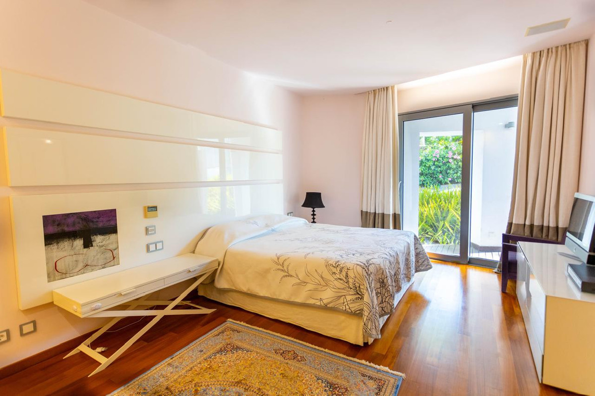 Huis te koop in The Golden Mile | 4 slaapkamers H5382364