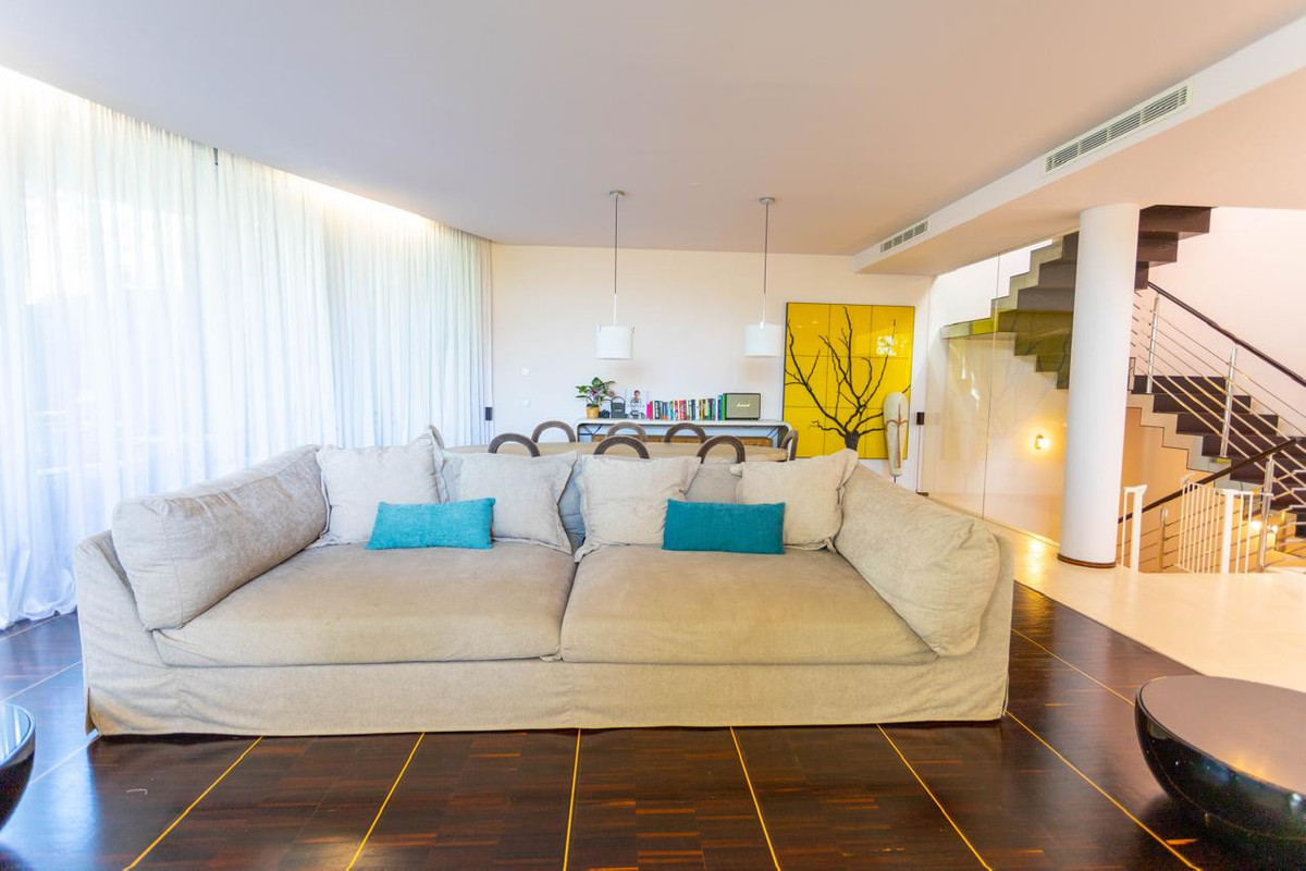 Huis te koop in The Golden Mile | 4 slaapkamers H5382364