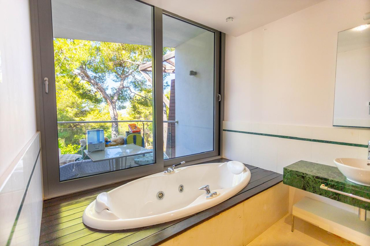 Huis te koop in The Golden Mile | 4 slaapkamers H5382364