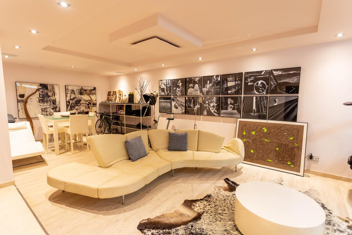 Huis te koop in The Golden Mile | 4 slaapkamers H5382364