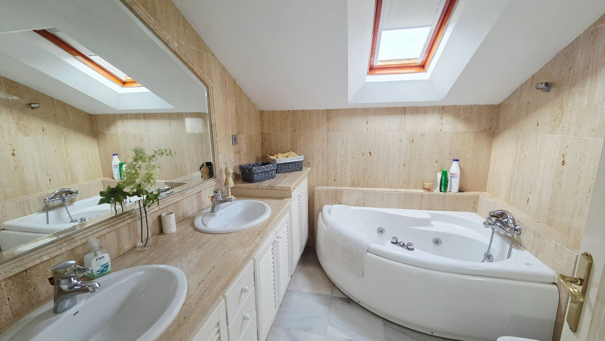Huis te koop in The Golden Mile | 3 slaapkamers H5382649
