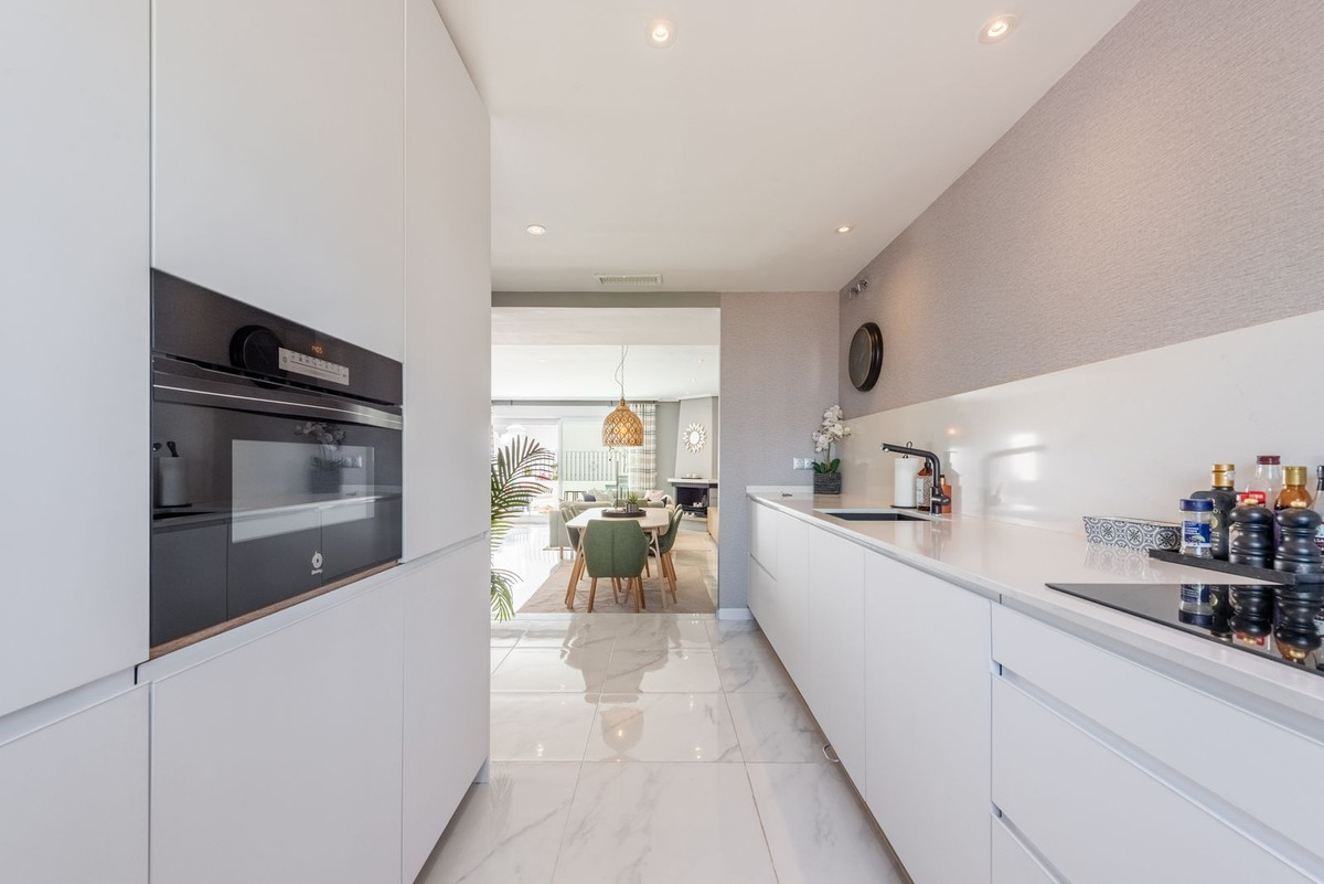 Huis te koop in The Golden Mile | 3 slaapkamers H5397601