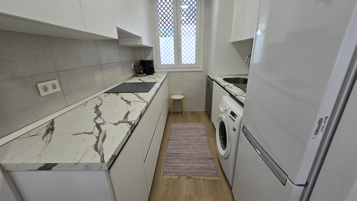 Huis te koop in The Golden Mile | 1 slaapkamers H5400310