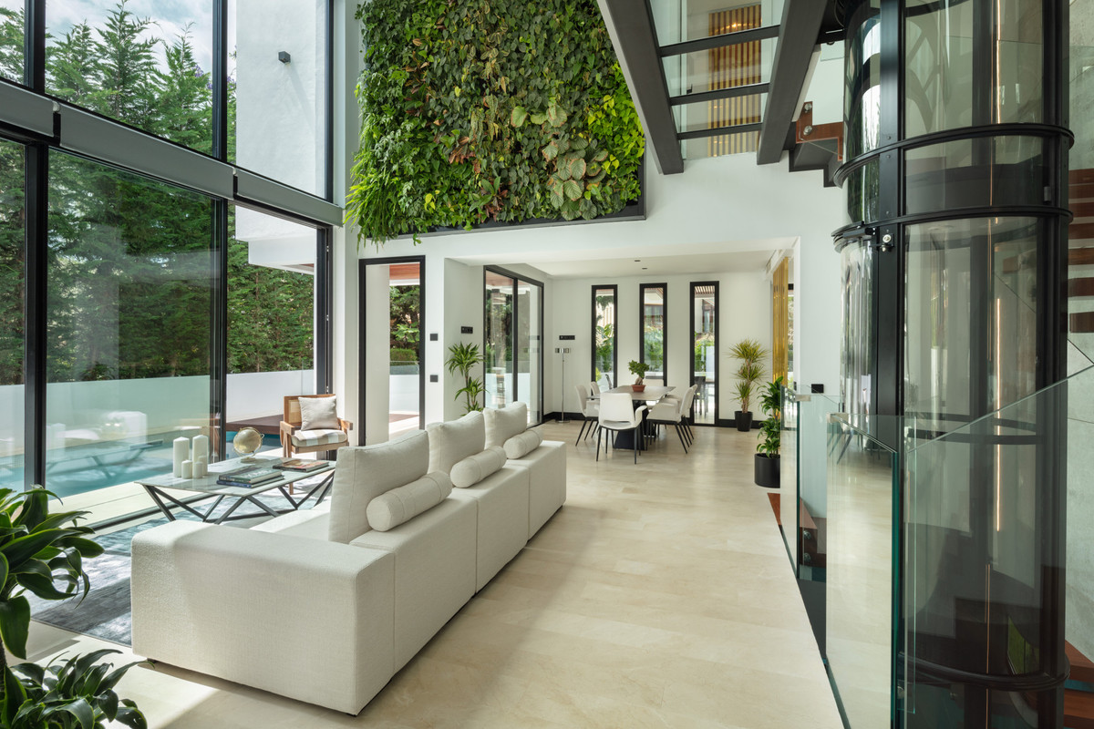 Huis te koop in The Golden Mile | 5 slaapkamers H5461600