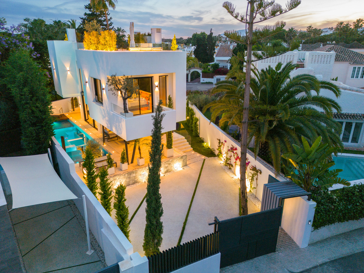 Huis te koop in The Golden Mile | 5 slaapkamers H5461600
