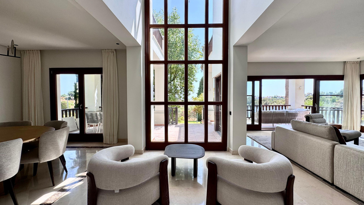 Huis te koop in The Golden Mile | 6 slaapkamers H5462557