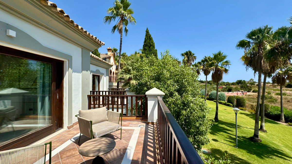 Huis te koop in The Golden Mile | 6 slaapkamers H5462557