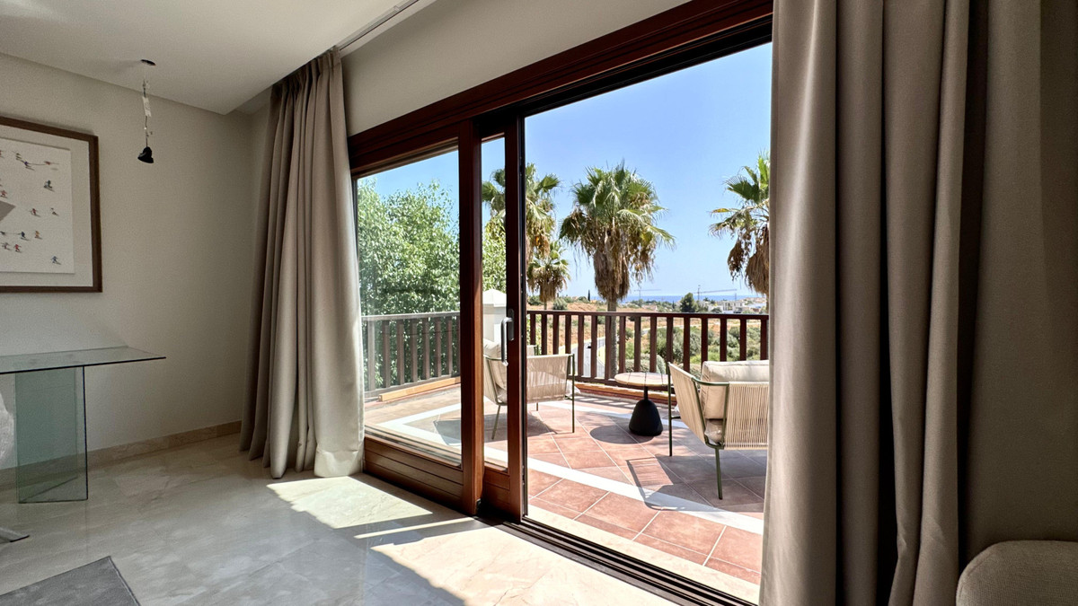Huis te koop in The Golden Mile | 6 slaapkamers H5462557