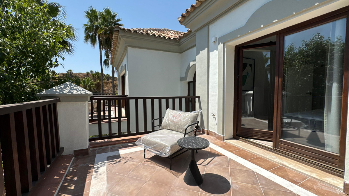 Huis te koop in The Golden Mile | 6 slaapkamers H5462557