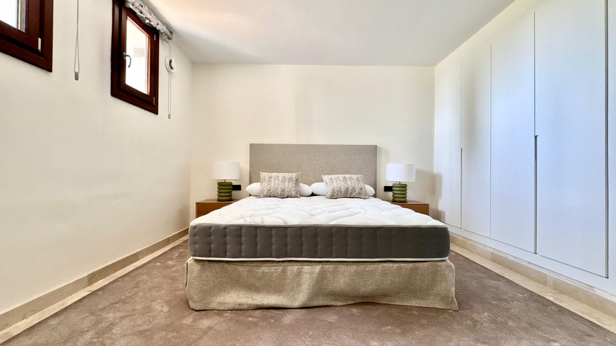 Huis te koop in The Golden Mile | 6 slaapkamers H5462557