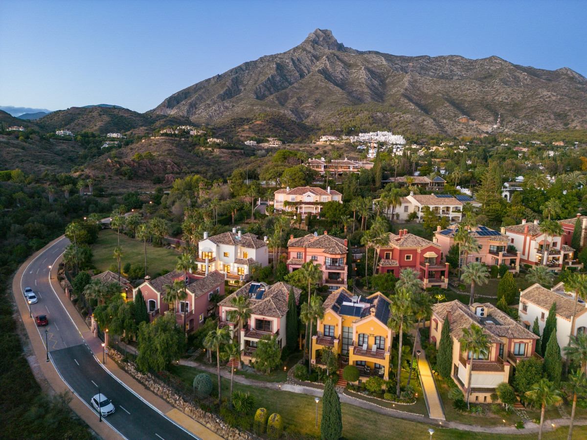 Huis te koop in The Golden Mile | 6 slaapkamers H5462557