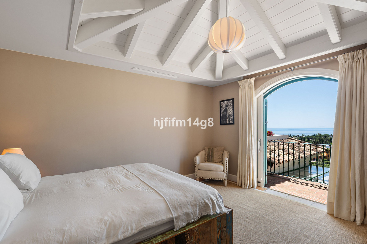 Huis te koop in The Golden Mile | 5 slaapkamers H5468101