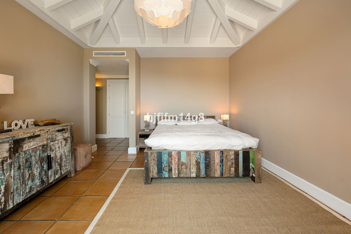 Huis te koop in The Golden Mile | 5 slaapkamers H5468101