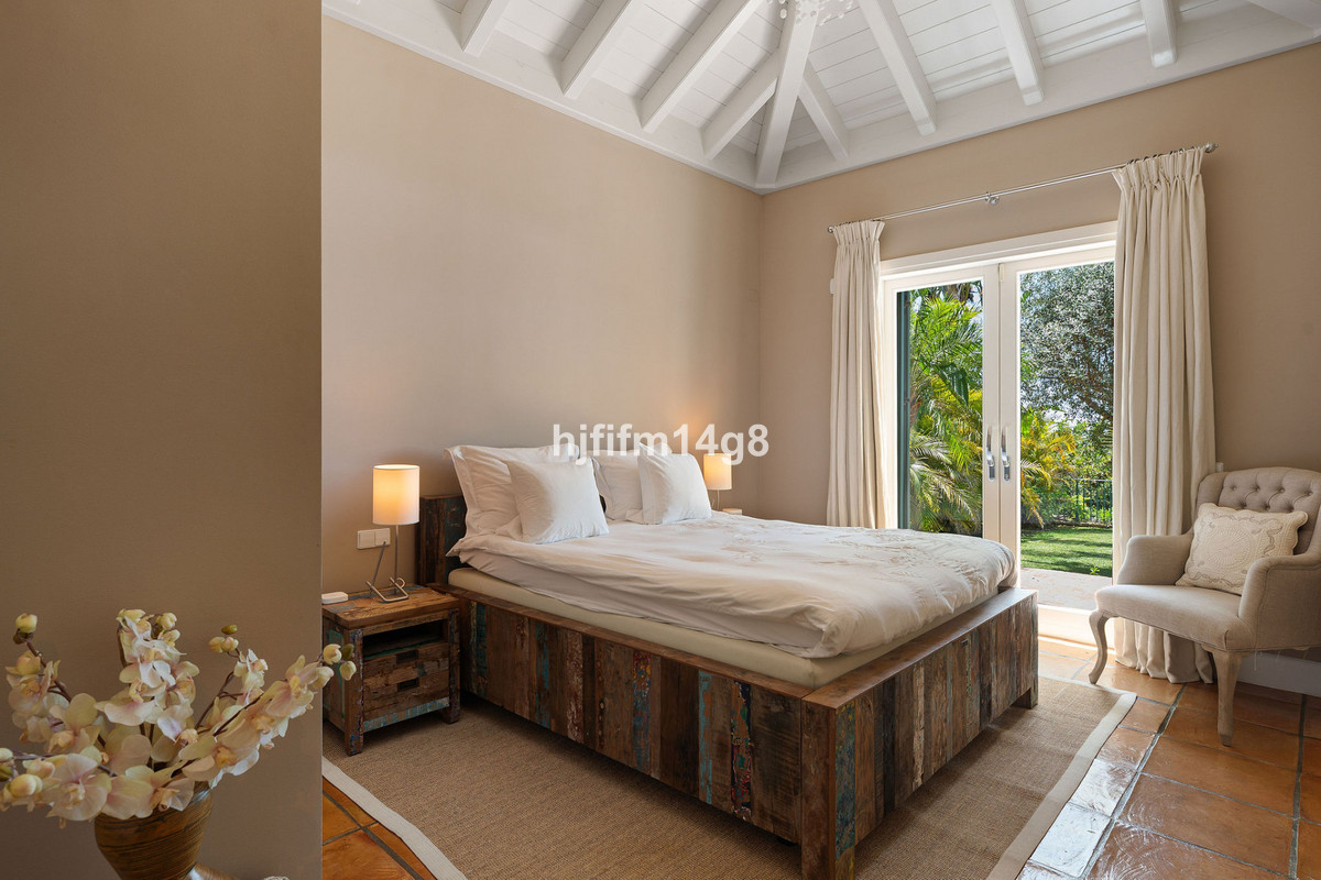 Huis te koop in The Golden Mile | 5 slaapkamers H5468101