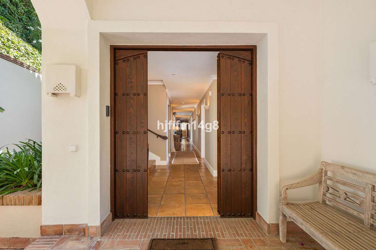 Huis te koop in The Golden Mile | 5 slaapkamers H5468101