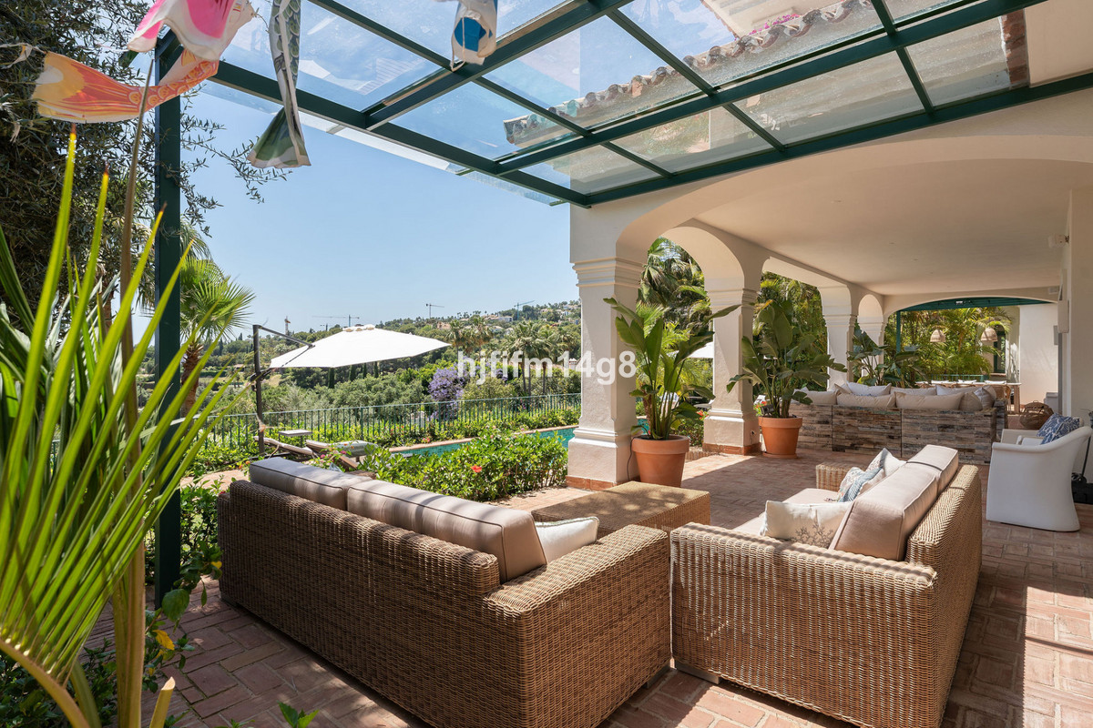 Huis te koop in The Golden Mile | 5 slaapkamers H5468101