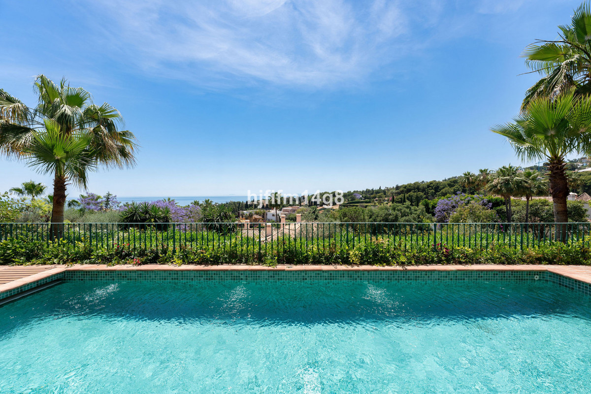 Huis te koop in The Golden Mile | 5 slaapkamers H5468101