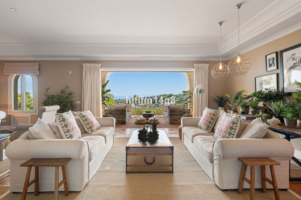Huis te koop in The Golden Mile | 5 slaapkamers H5468101