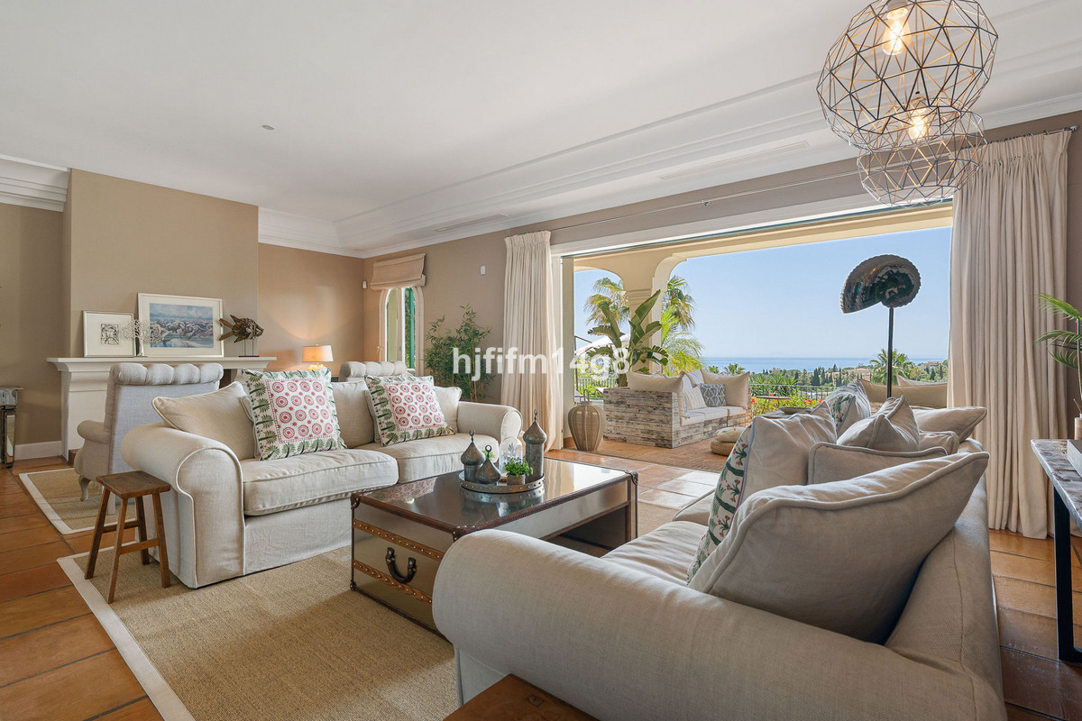 Huis te koop in The Golden Mile | 5 slaapkamers H5468101