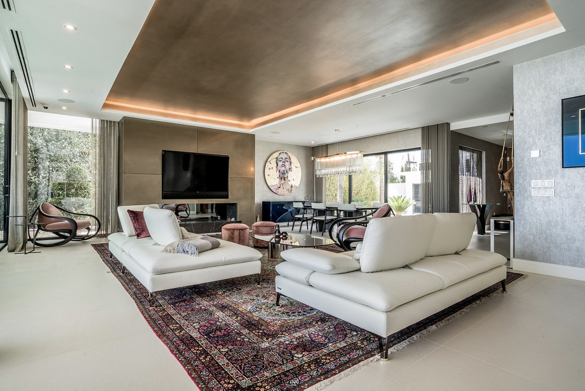 Huis te koop in The Golden Mile | 5 slaapkamers H5468158