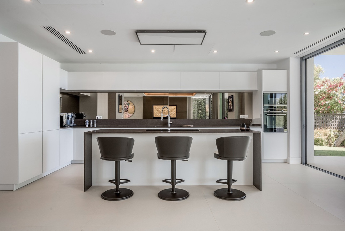 Huis te koop in The Golden Mile | 5 slaapkamers H5468158