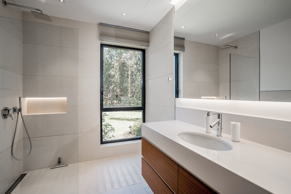 Huis te koop in The Golden Mile | 5 slaapkamers H5468158