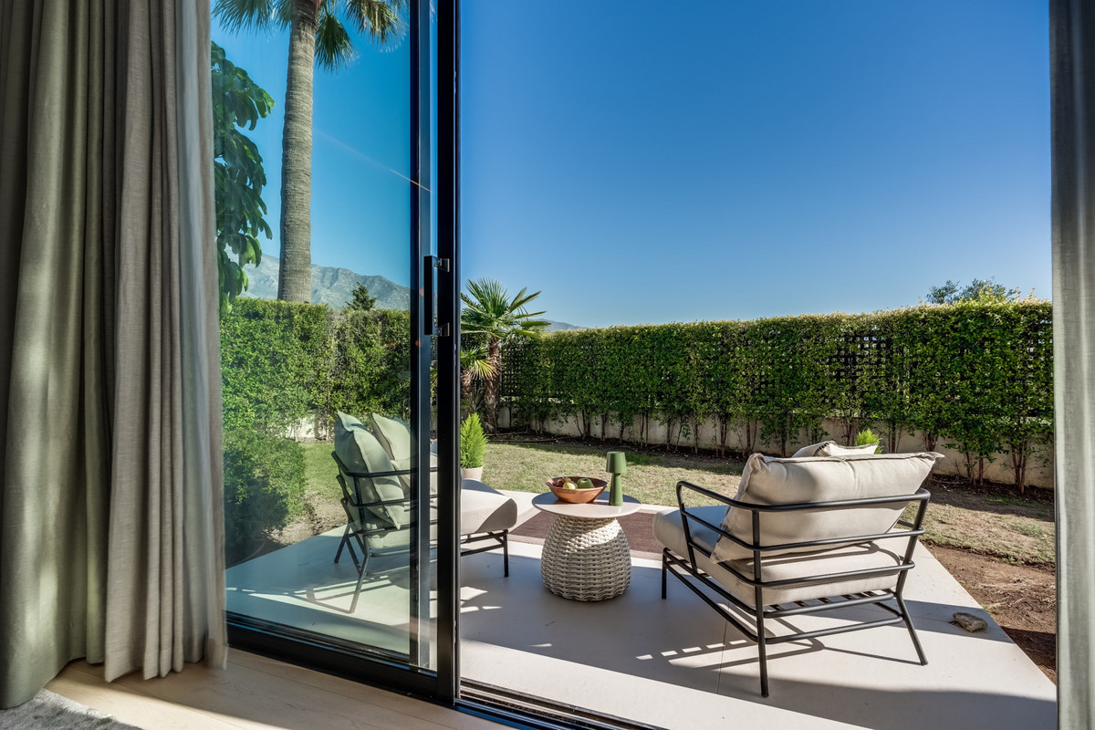 Huis te koop in The Golden Mile | 5 slaapkamers H5468158