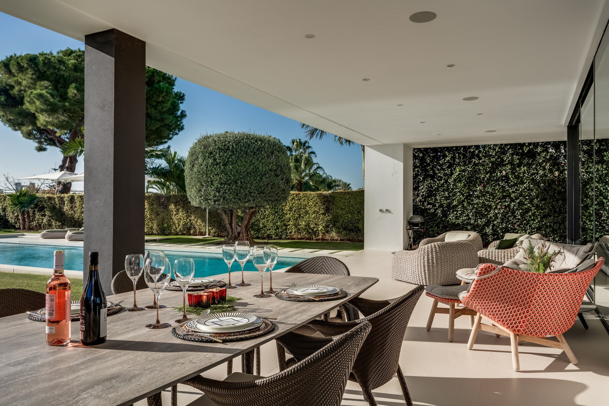 Huis te koop in The Golden Mile | 5 slaapkamers H5468158