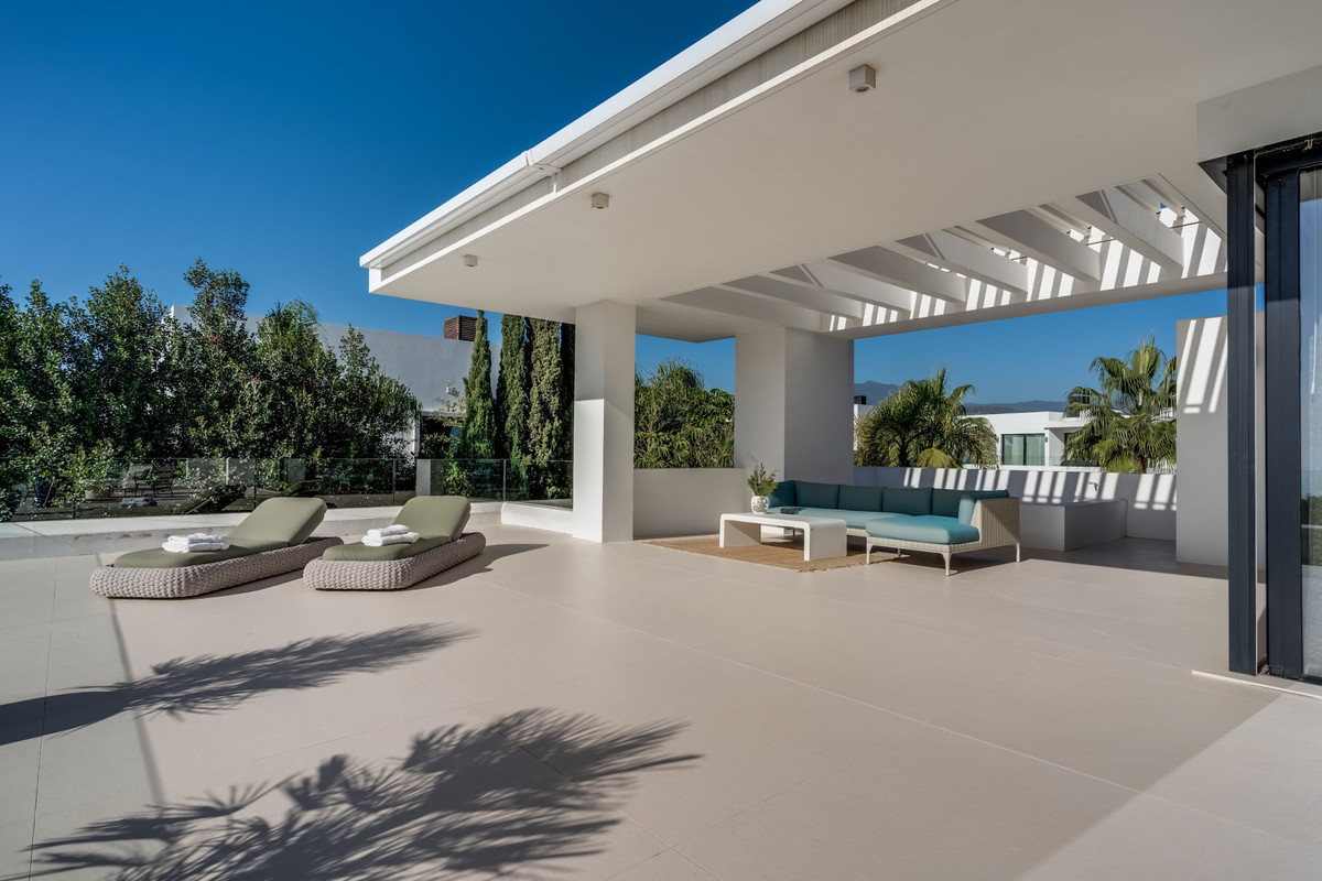 Huis te koop in The Golden Mile | 5 slaapkamers H5468158