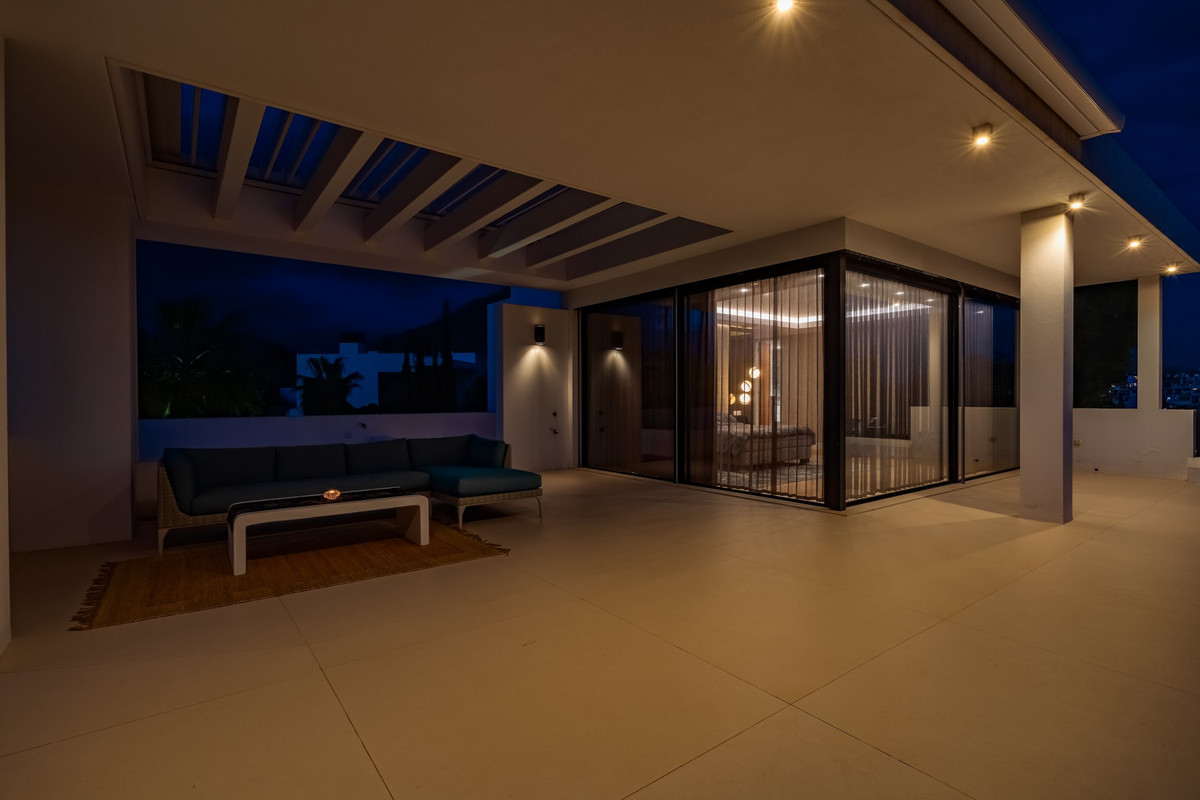 Huis te koop in The Golden Mile | 5 slaapkamers H5468158