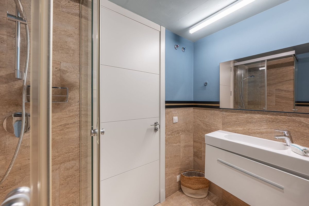 Property main view 60