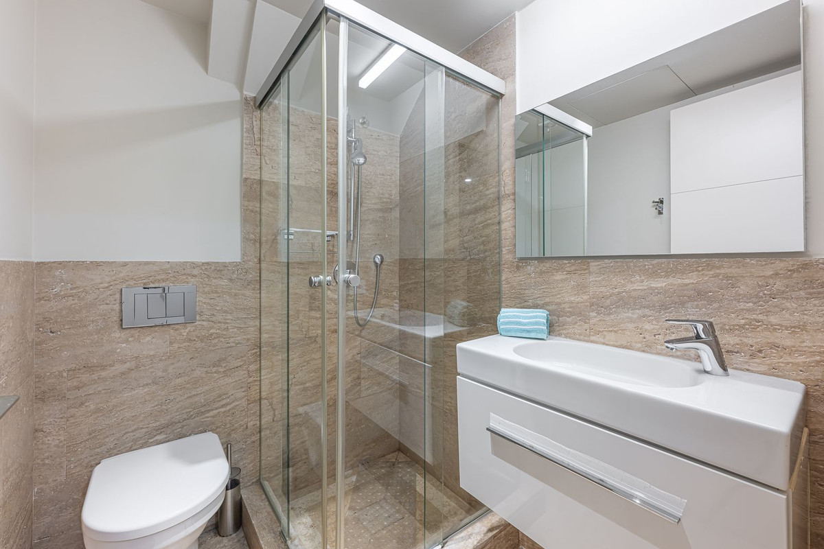 Property main view 64