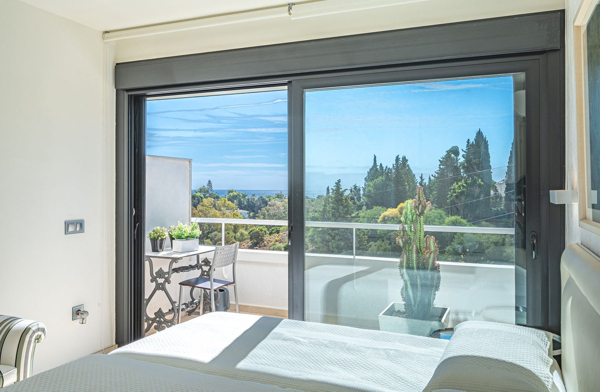Huis te koop in The Golden Mile | 7 slaapkamers H5472040