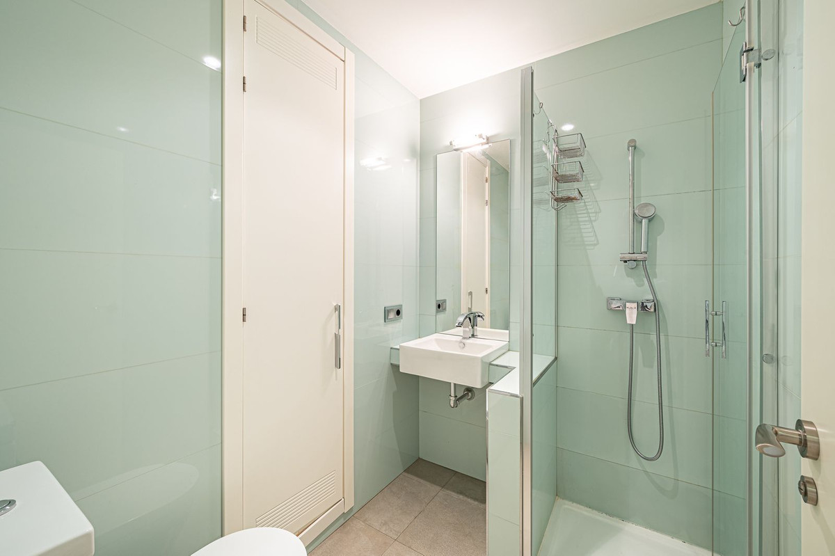 Huis te koop in The Golden Mile | 7 slaapkamers H5472040
