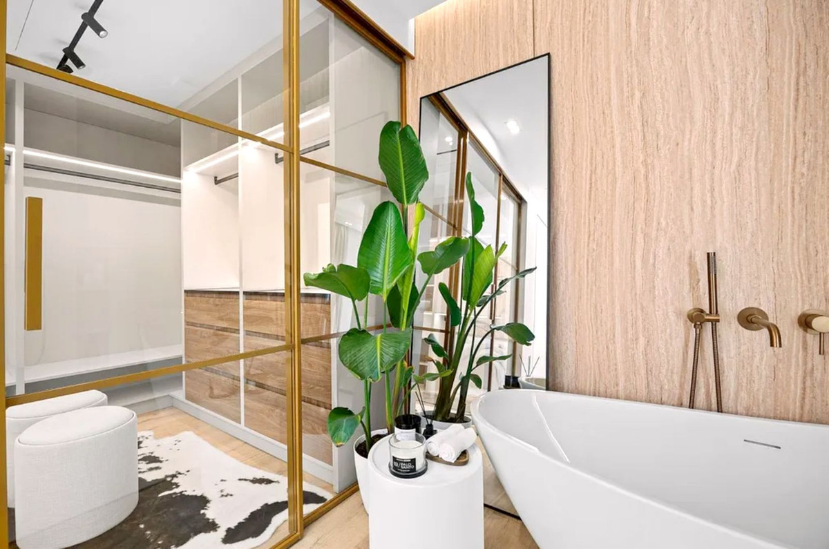 Appartement te koop in The Golden Mile | 3 slaapkamers H5481724