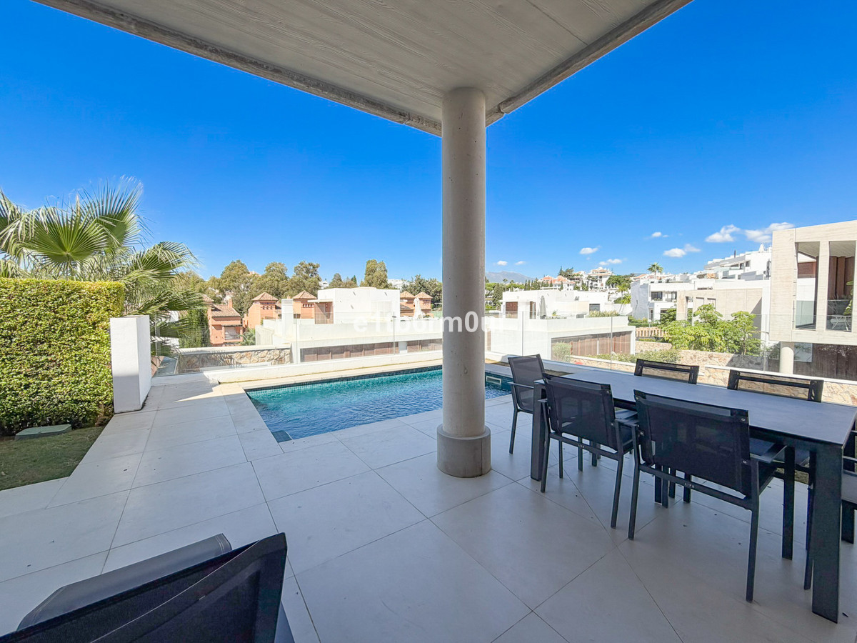 Huis te koop in The Golden Mile | 4 slaapkamers H5492710