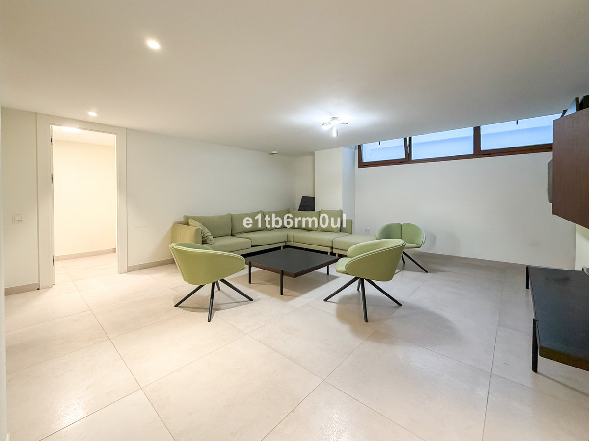 Huis te koop in The Golden Mile | 4 slaapkamers H5492710