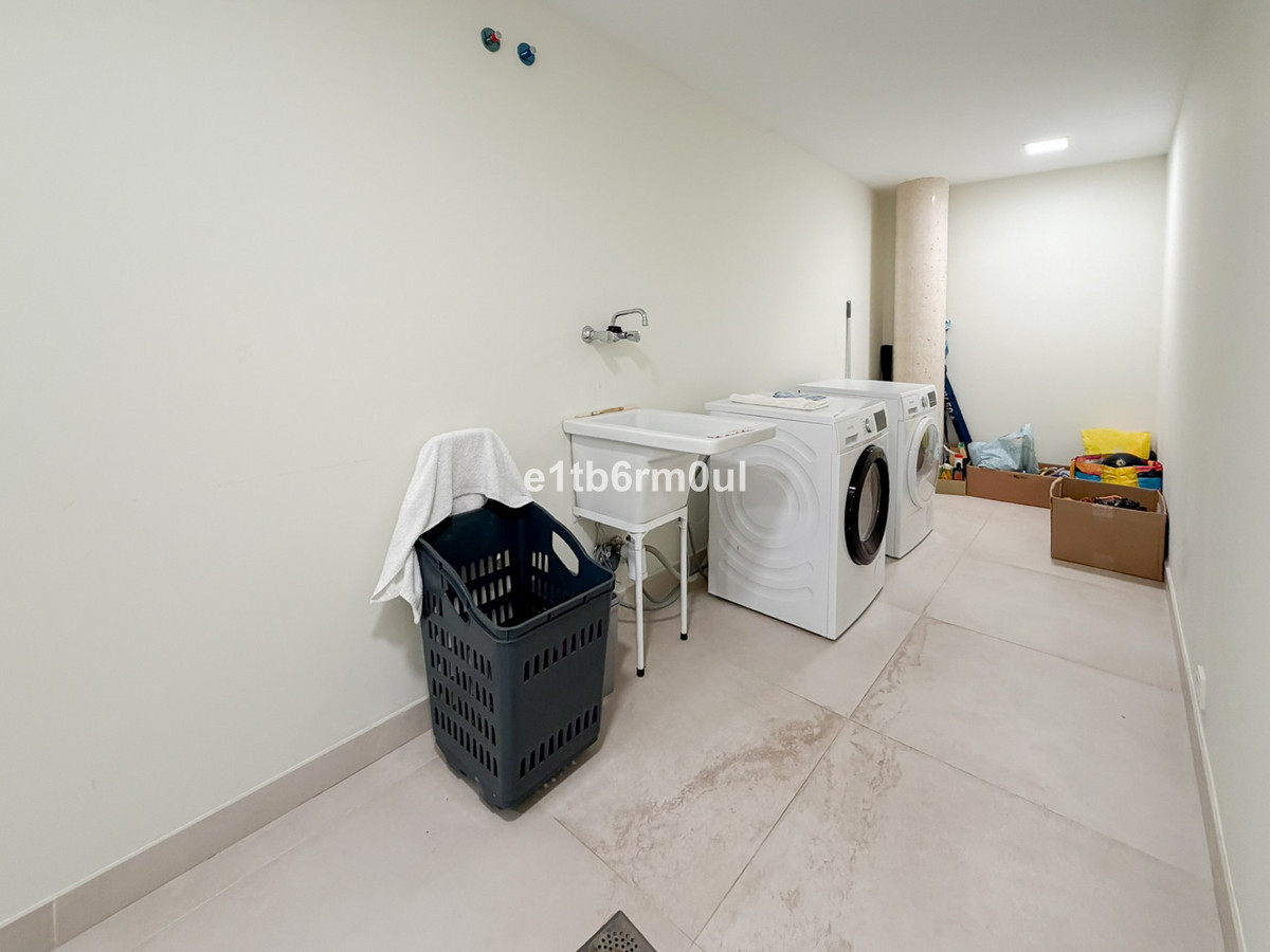 Huis te koop in The Golden Mile | 4 slaapkamers H5492710