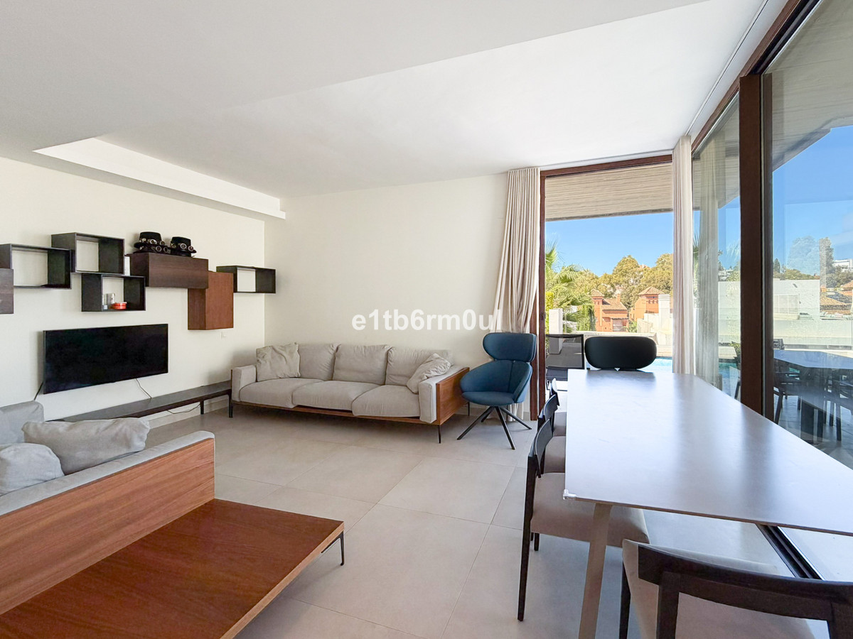 Huis te koop in The Golden Mile | 4 slaapkamers H5492710