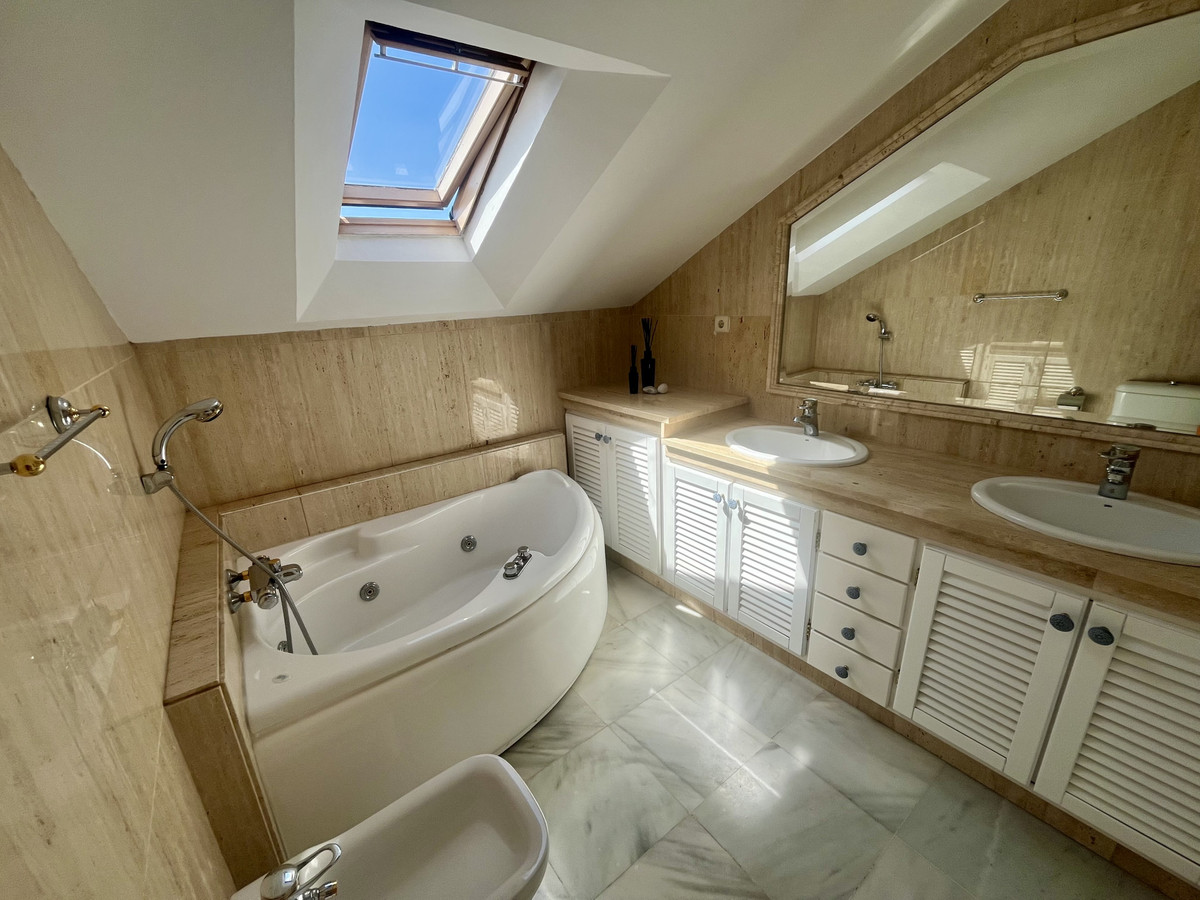 Huis te koop in The Golden Mile | 3 slaapkamers H5493097