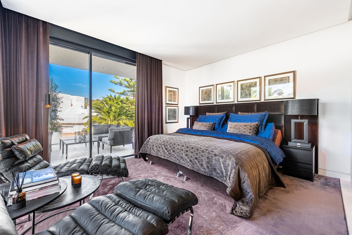 Huis te koop in The Golden Mile | 5 slaapkamers H5495341