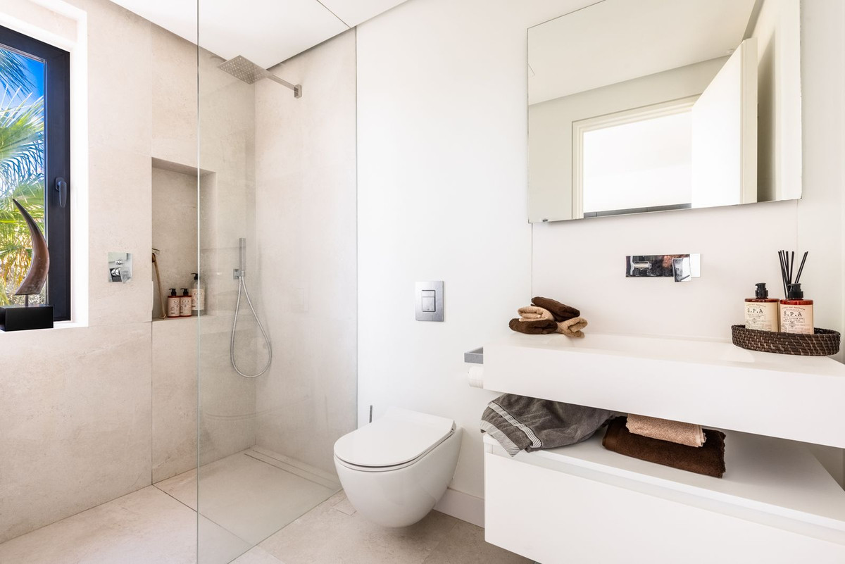 Huis te koop in The Golden Mile | 5 slaapkamers H5495341
