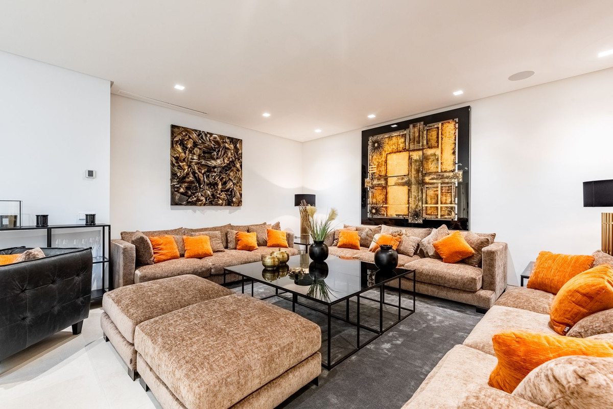 Huis te koop in The Golden Mile | 5 slaapkamers H5495341