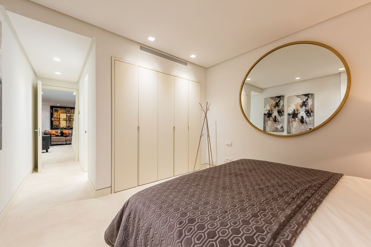 Huis te koop in The Golden Mile | 5 slaapkamers H5495341