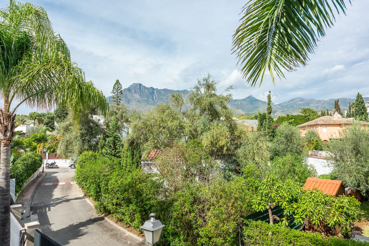 Huis te koop in The Golden Mile | 5 slaapkamers H5495341