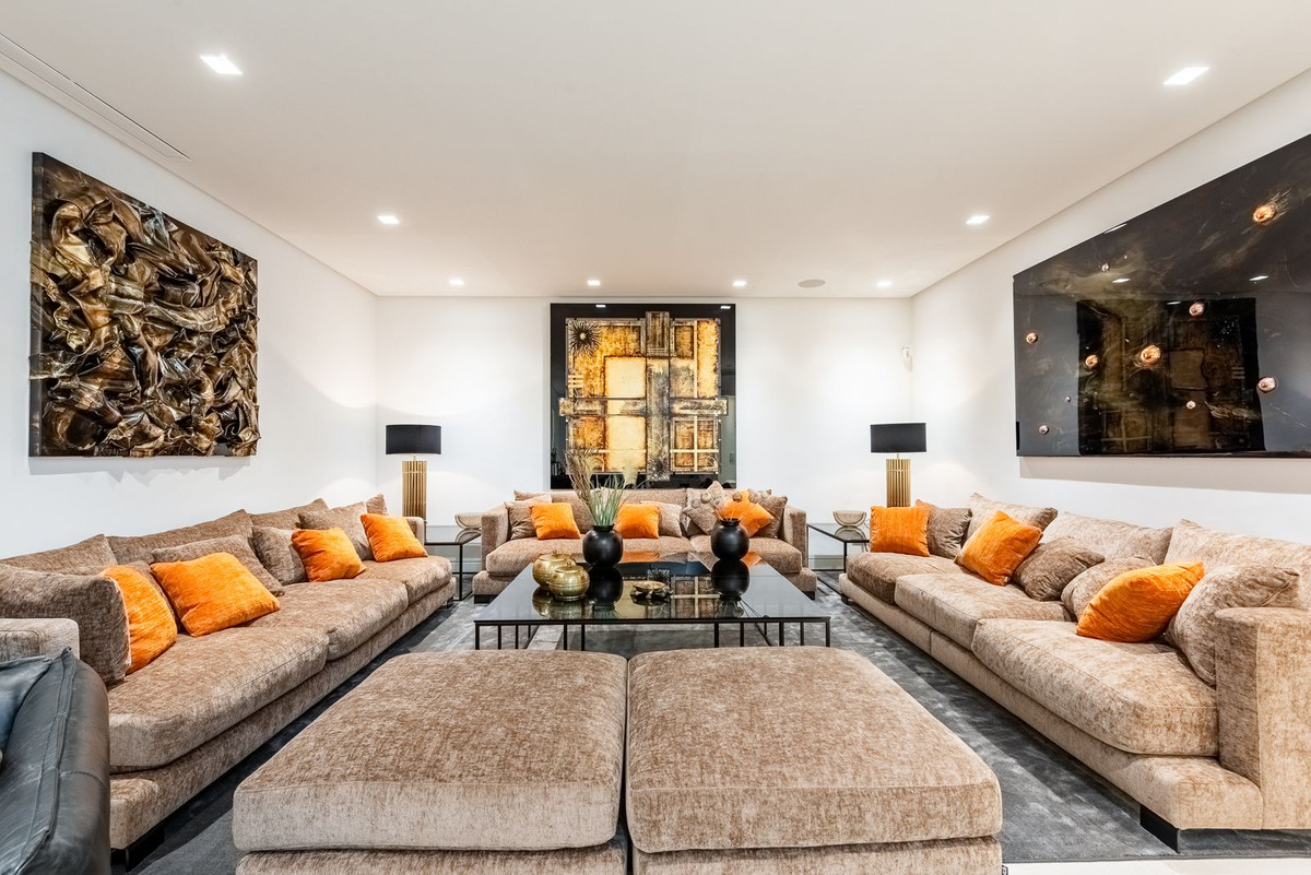 Huis te koop in The Golden Mile | 5 slaapkamers H5495341