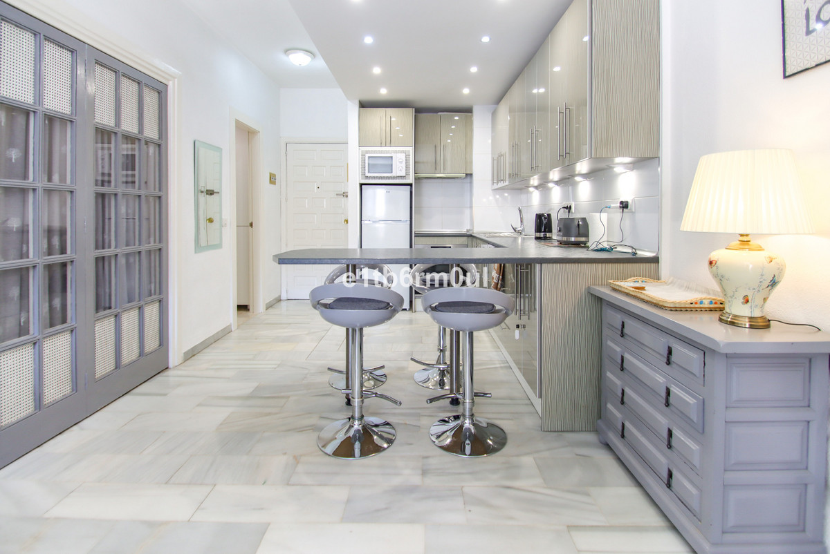 Huis te koop in The Golden Mile | 2 slaapkamers H5517832